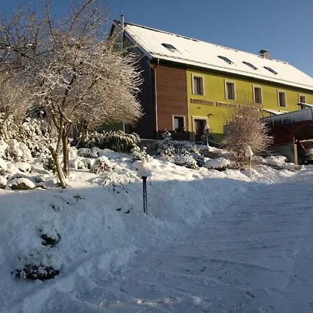 With 4 Bedrooms Ferienhaus